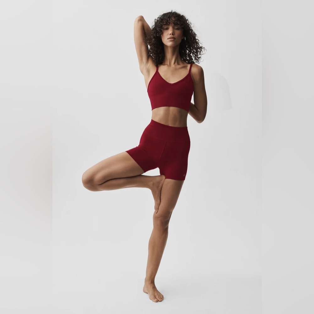 Alo Yoga 4" Seamless Modal Ribbed High-Waist Short Summer Romance Red S - Picture 4 of 7